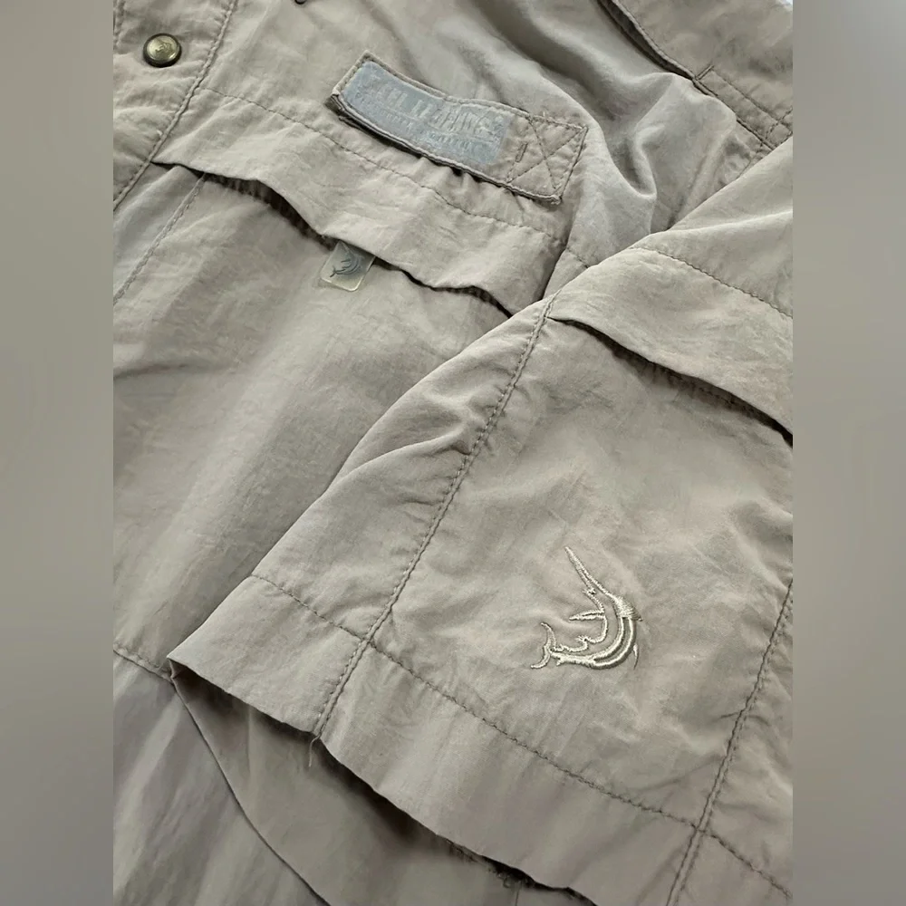 REEL LEGENDS Performance Vented Fishing Shirt Size‎ S Fits M Snap Front Rod Tab